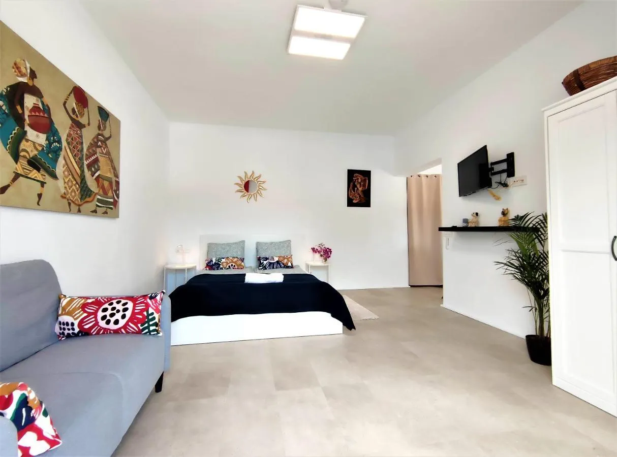 Apartments Fantastico Puerto De La Cruz With Balcony, Terrace, Air Conditioning And Free Parking, Ideal For Couples And Solo Travelers